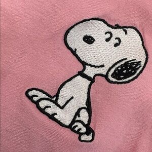 Snoopy peanuts Graphic Tee shirt size small (3-5) short sleeve pink top
